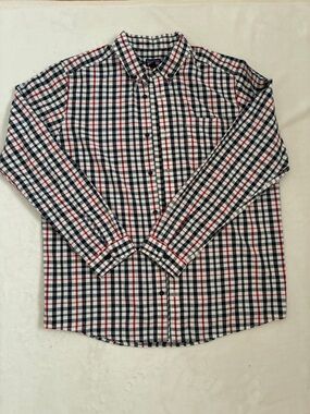 Patagonia 100% organic cotton button up shirt